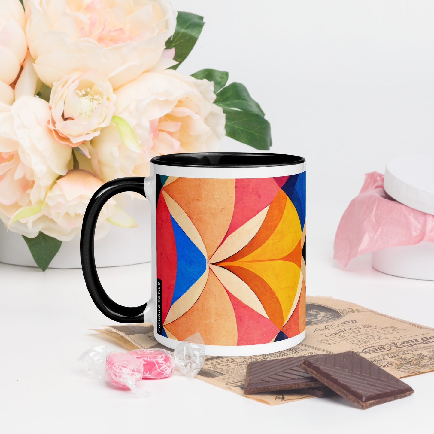 Symmetrical Illusion Caneca de Cerâmica com Interior Colorido